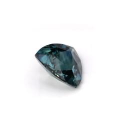 Nangi fine jewelry - teal / Peacock sapphire gemstone in gold