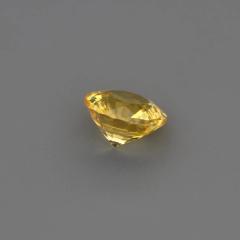 Nangi fine jewelry - yellow gemstone in gold