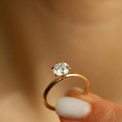 Nangi fine jewelry - white ring in gold