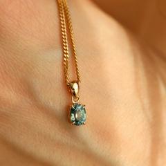 Nangi fine jewelry - teal / Peacock pendant in yellow gold