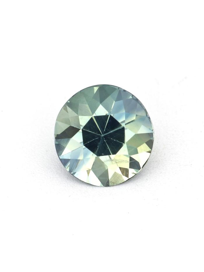 Nangi fine jewelry - green gemstone in gold