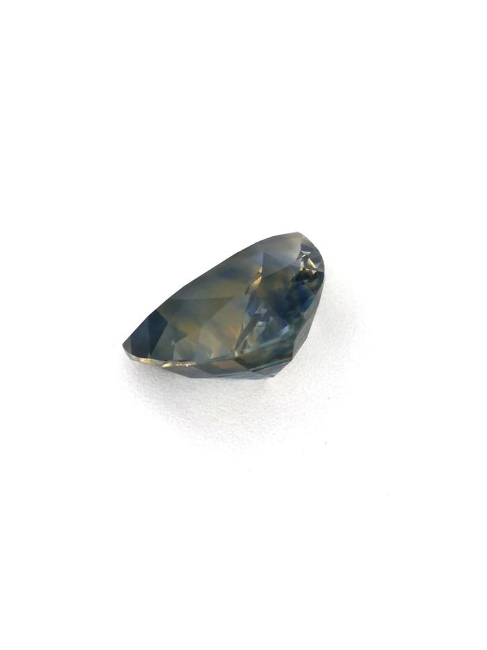Nangi fine jewelry - blue gemstone in gold