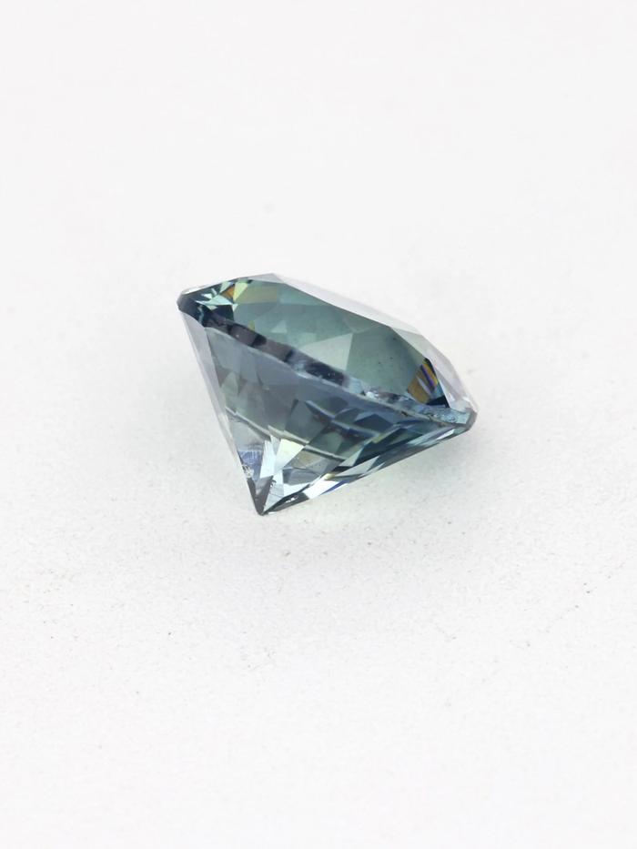 Nangi fine jewelry - blue gemstone in gold