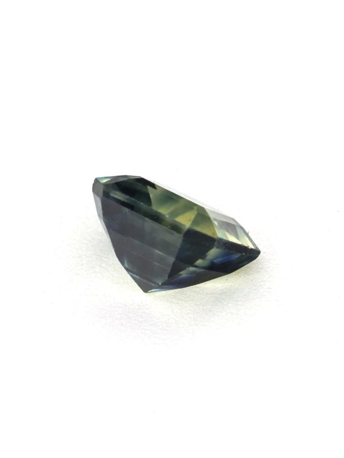 Nangi fine jewelry - teal / Peacock gemstone in gold