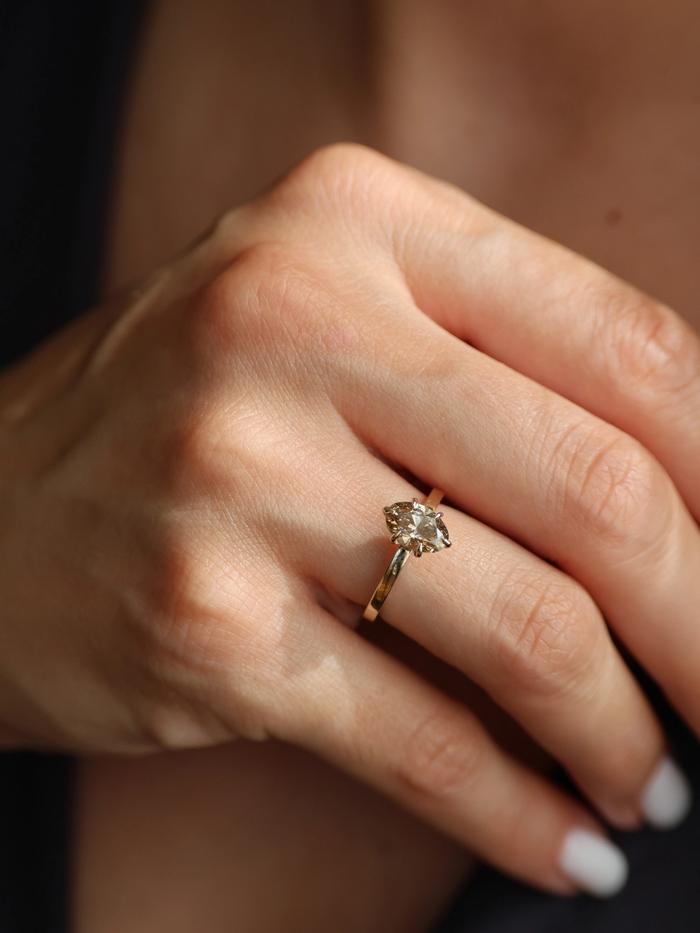 Nangi fine jewelry - ring in gold