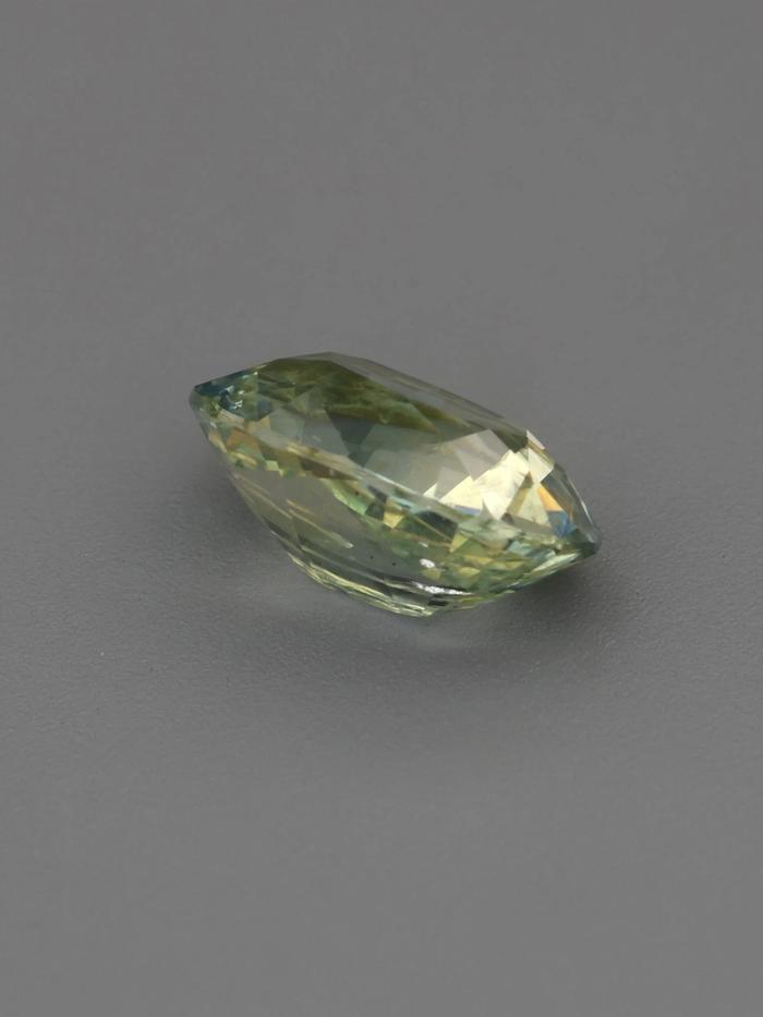 Nangi fine jewelry - yellow sapphire gemstone in gold