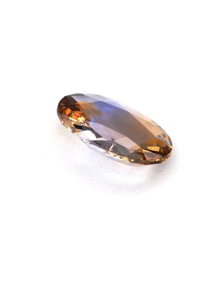 Nangi fine jewelry - purple gemstone in gold