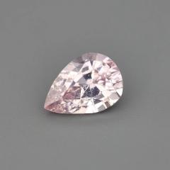 Nangi fine jewelry - pink gemstone in gold