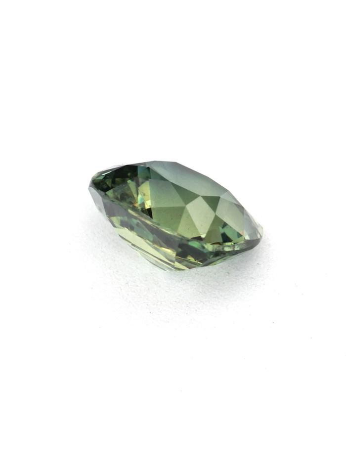 Nangi fine jewelry - green gemstone in gold