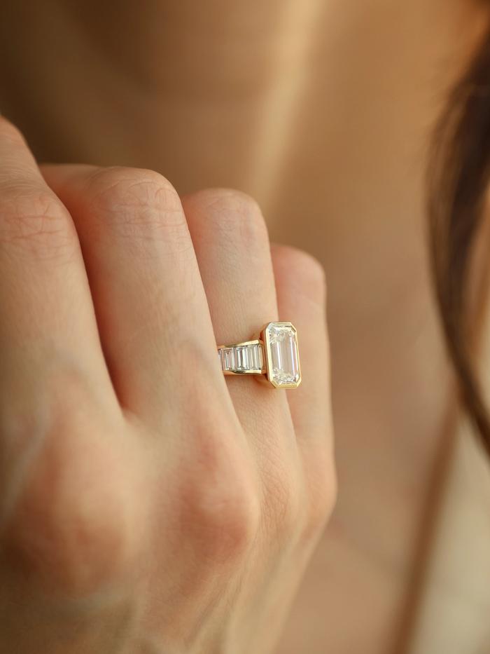 Nangi fine jewelry - white ring in gold