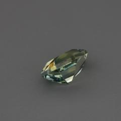 Nangi fine jewelry - green gemstone in gold