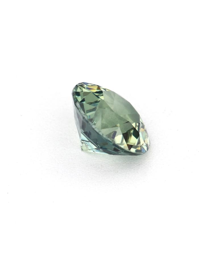 Nangi fine jewelry - green gemstone in gold