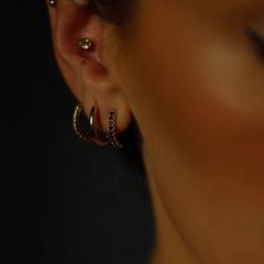 Nangi fine jewelry - black earring in white gold