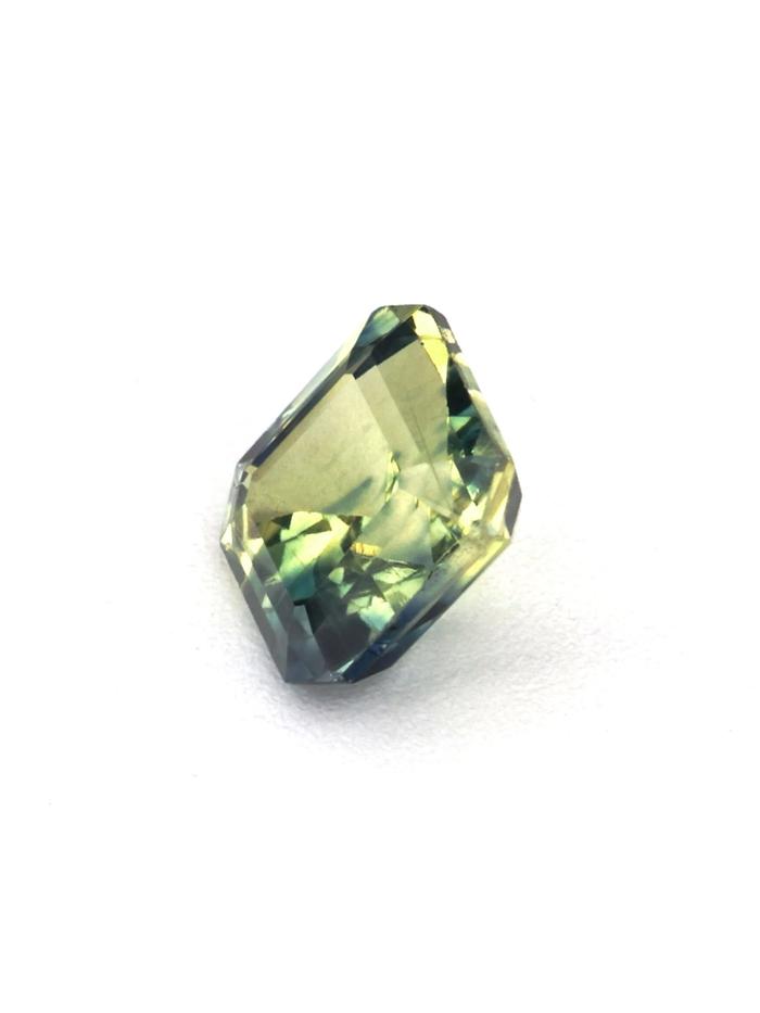 Nangi fine jewelry - teal / Peacock gemstone in gold