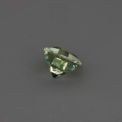 Nangi fine jewelry - green gemstone in gold