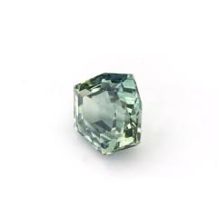 Nangi fine jewelry - green sapphire gemstone in gold