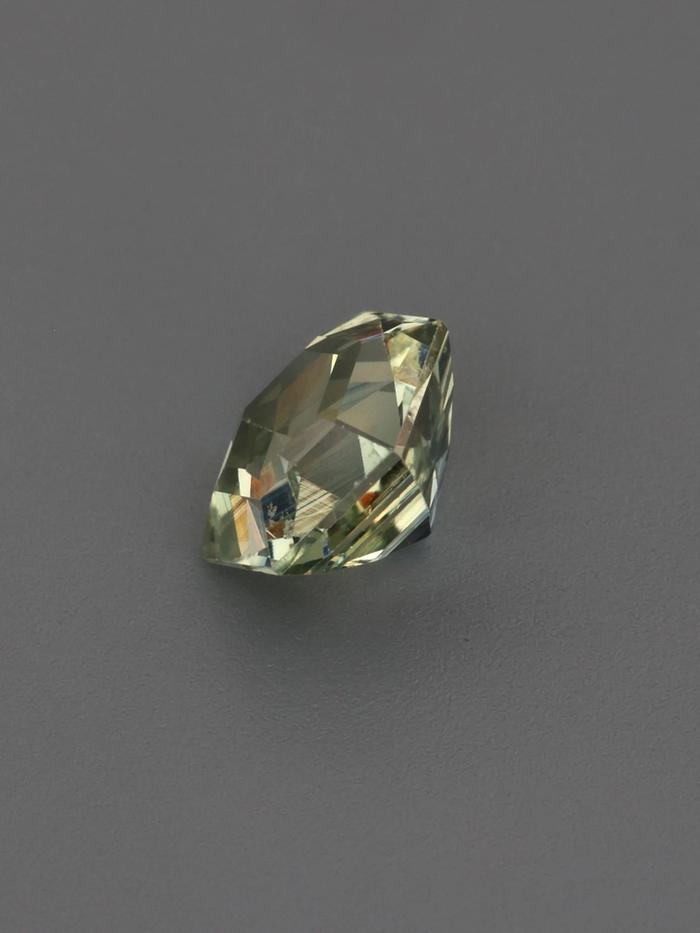 Nangi fine jewelry - teal / Peacock gemstone in gold