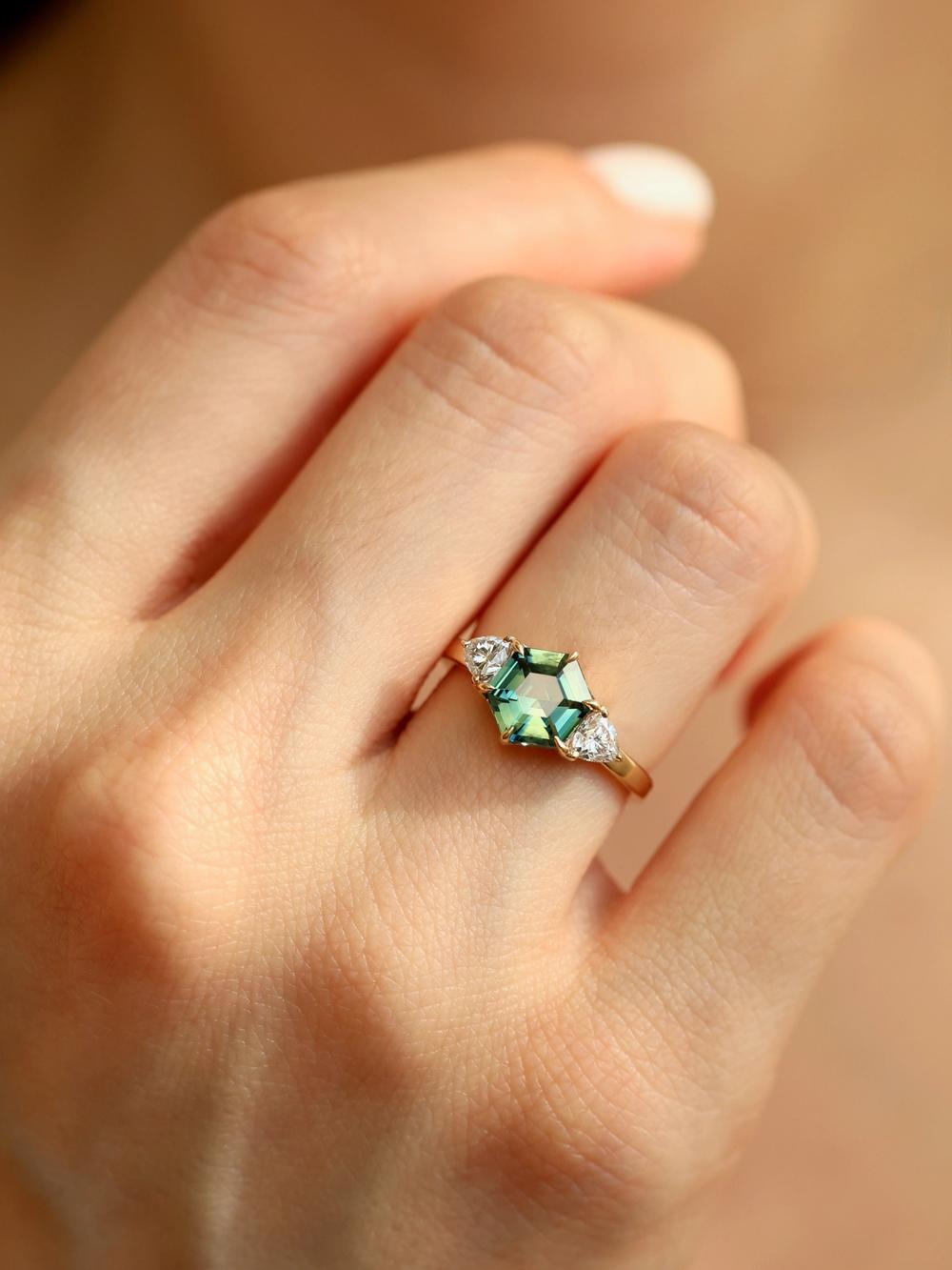 Olive Peacock Hexagon Sapphire Ring – Art Deco