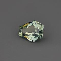 Nangi fine jewelry - green gemstone in gold