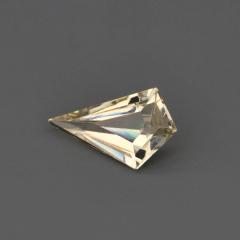 Nangi fine jewelry - champagne gemstone in gold
