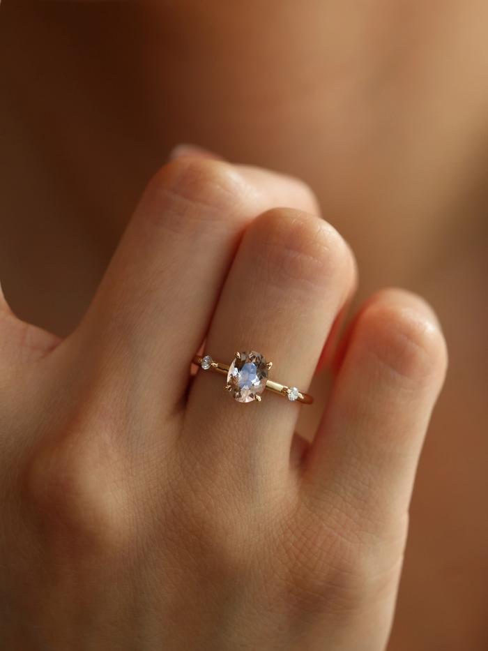 Nangi fine jewelry - champagne ring in yellow gold