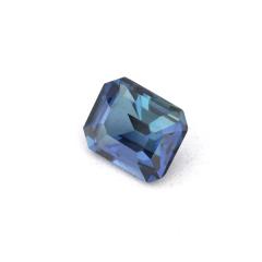 Nangi fine jewelry - blue gemstone in gold