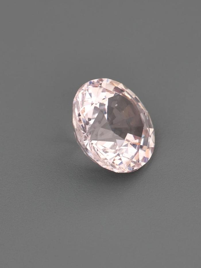 Nangi fine jewelry - champagne gemstone in gold