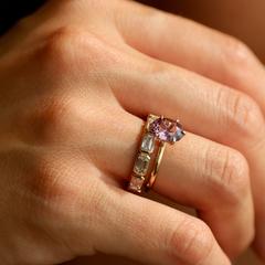 Nangi fine jewelry - purple ring in yellow gold