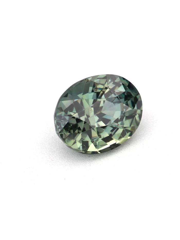 Nangi fine jewelry - green gemstone in gold