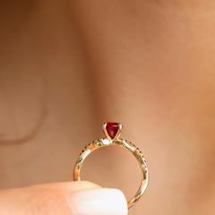 Nangi fine jewelry - red ruby ring in yellow gold