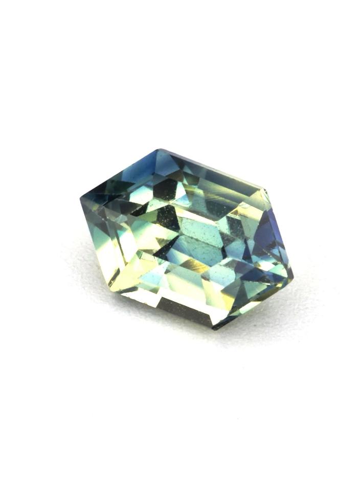 Nangi fine jewelry - teal / Peacock gemstone in gold