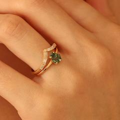 Nangi fine jewelry - blue sapphire ring in yellow gold