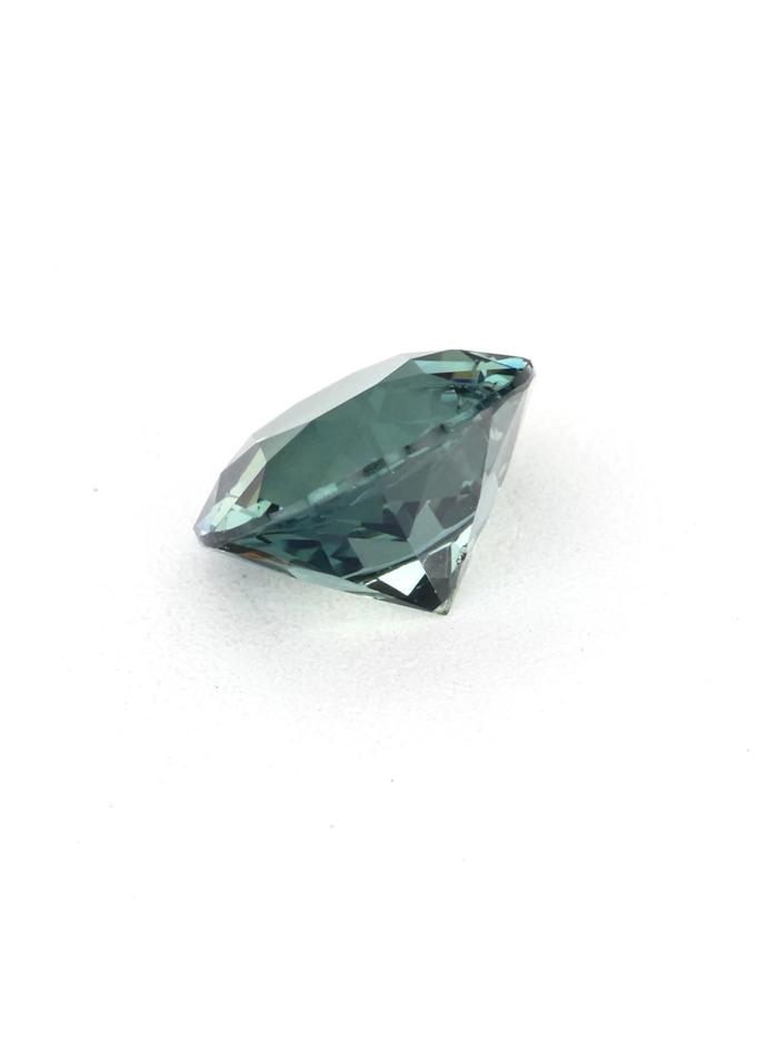 Nangi fine jewelry - green gemstone in gold