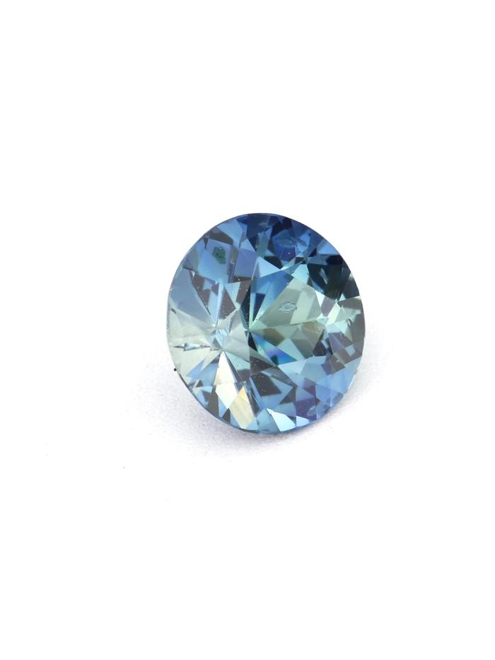 Nangi fine jewelry - blue gemstone in gold