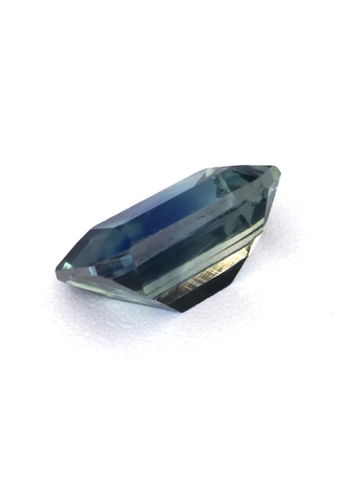 Nangi fine jewelry - teal / Peacock gemstone in gold