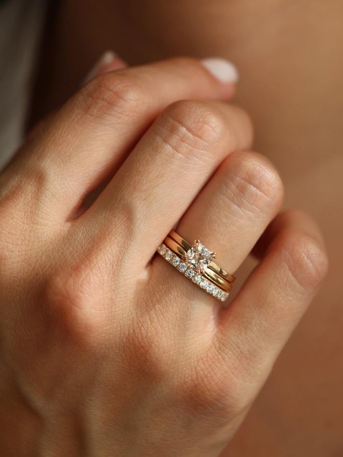 Nangi fine jewelry - pink ring in yellow gold