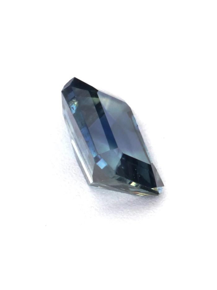Nangi fine jewelry - teal / Peacock gemstone in gold