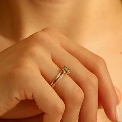 Nangi fine jewelry - green sapphire ring in yellow gold