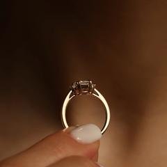Nangi fine jewelry - white lab-grown diamond ring in gold