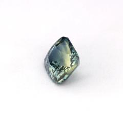 Nangi fine jewelry - green sapphire gemstone in gold