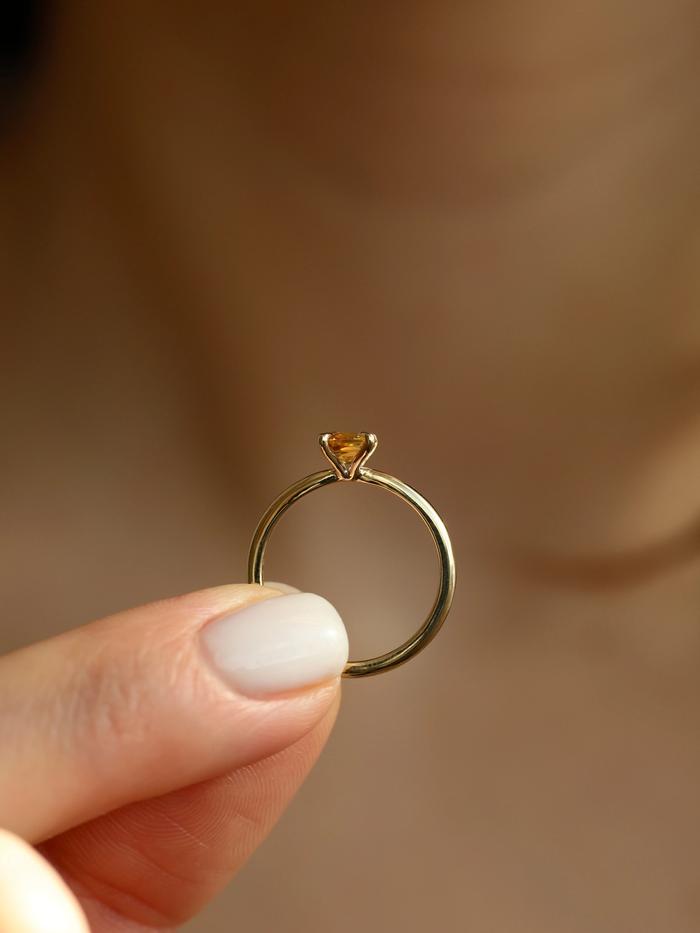 Nangi fine jewelry - yellow ring in gold