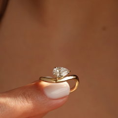 Nangi fine jewelry - white lab-grown diamond ring in gold