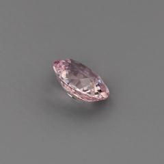 Nangi fine jewelry - pink sapphire gemstone in gold