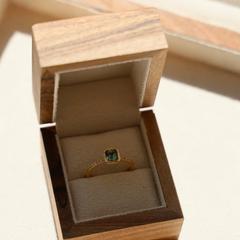Nangi fine jewelry - teal / Peacock ring in yellow gold