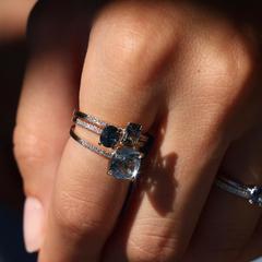 Nangi fine jewelry - blue aquamarine ring in yellow gold