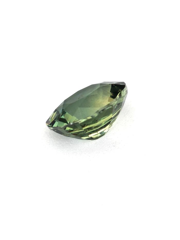 Nangi fine jewelry - green gemstone in gold