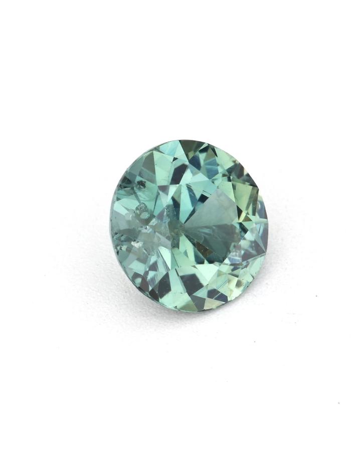 Nangi fine jewelry - green gemstone in gold