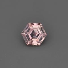 Nangi fine jewelry - pink gemstone in gold