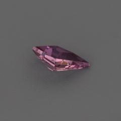 Nangi fine jewelry - pink gemstone in gold