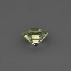 Nangi fine jewelry - green gemstone in gold